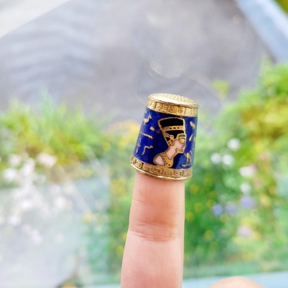 Vintage Egyptian Queen Nefertiti Thimble - Picture 4 of 8